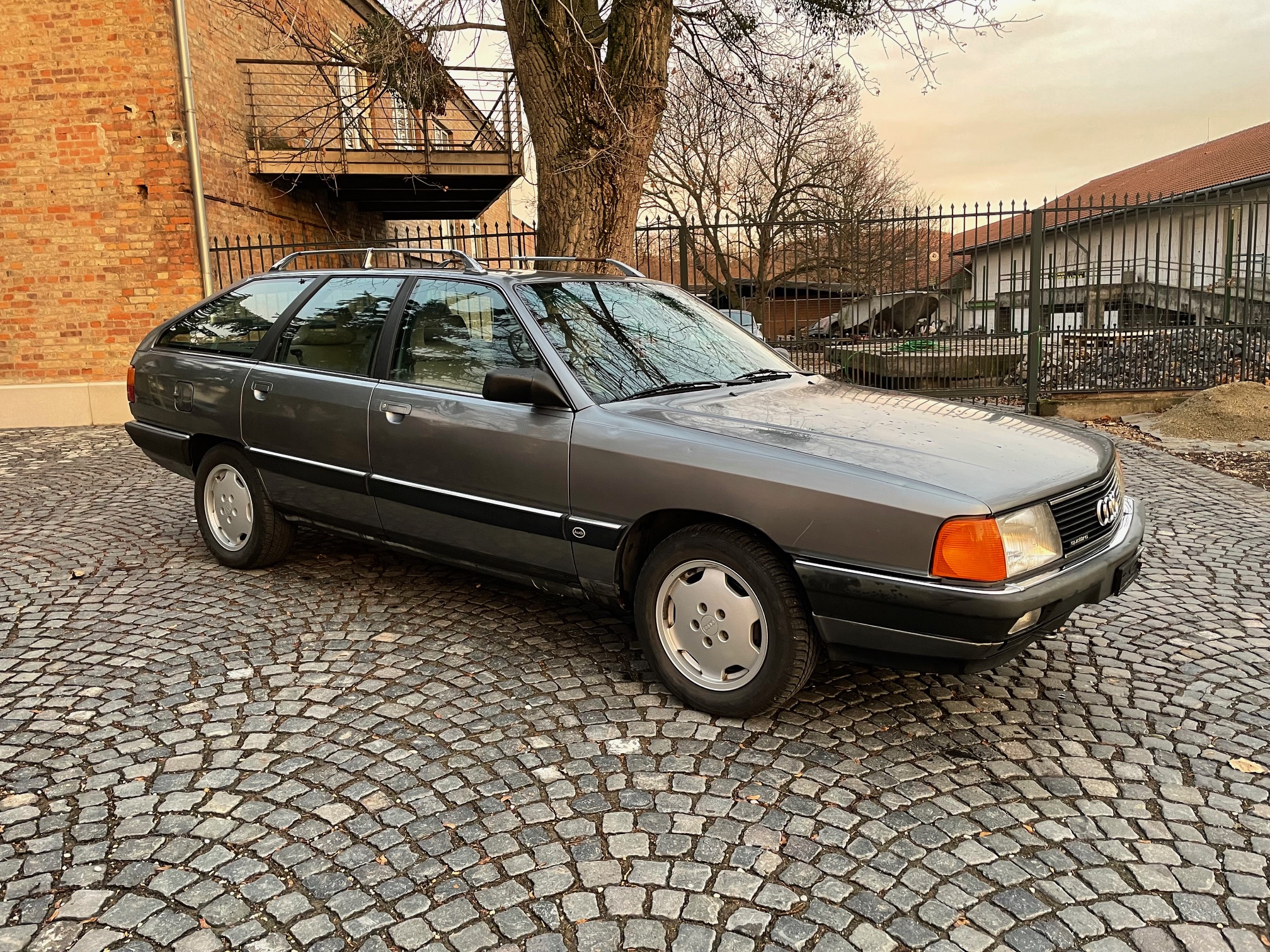 Audi 100 2.3 C3 Avant Quattro