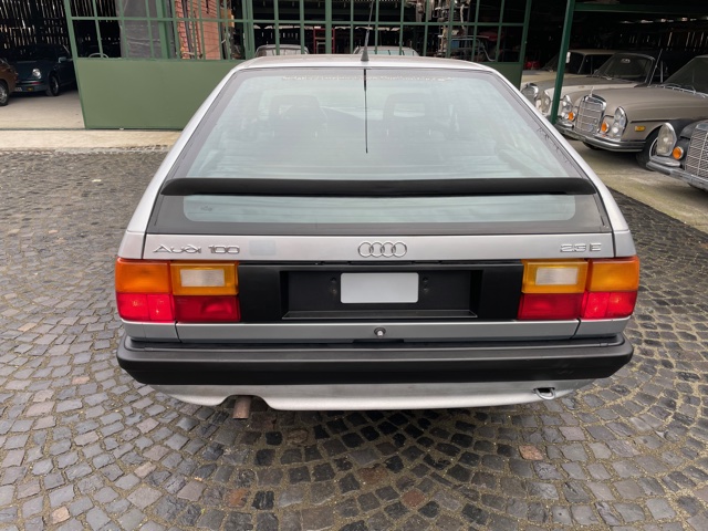 Audi 100 Avant 