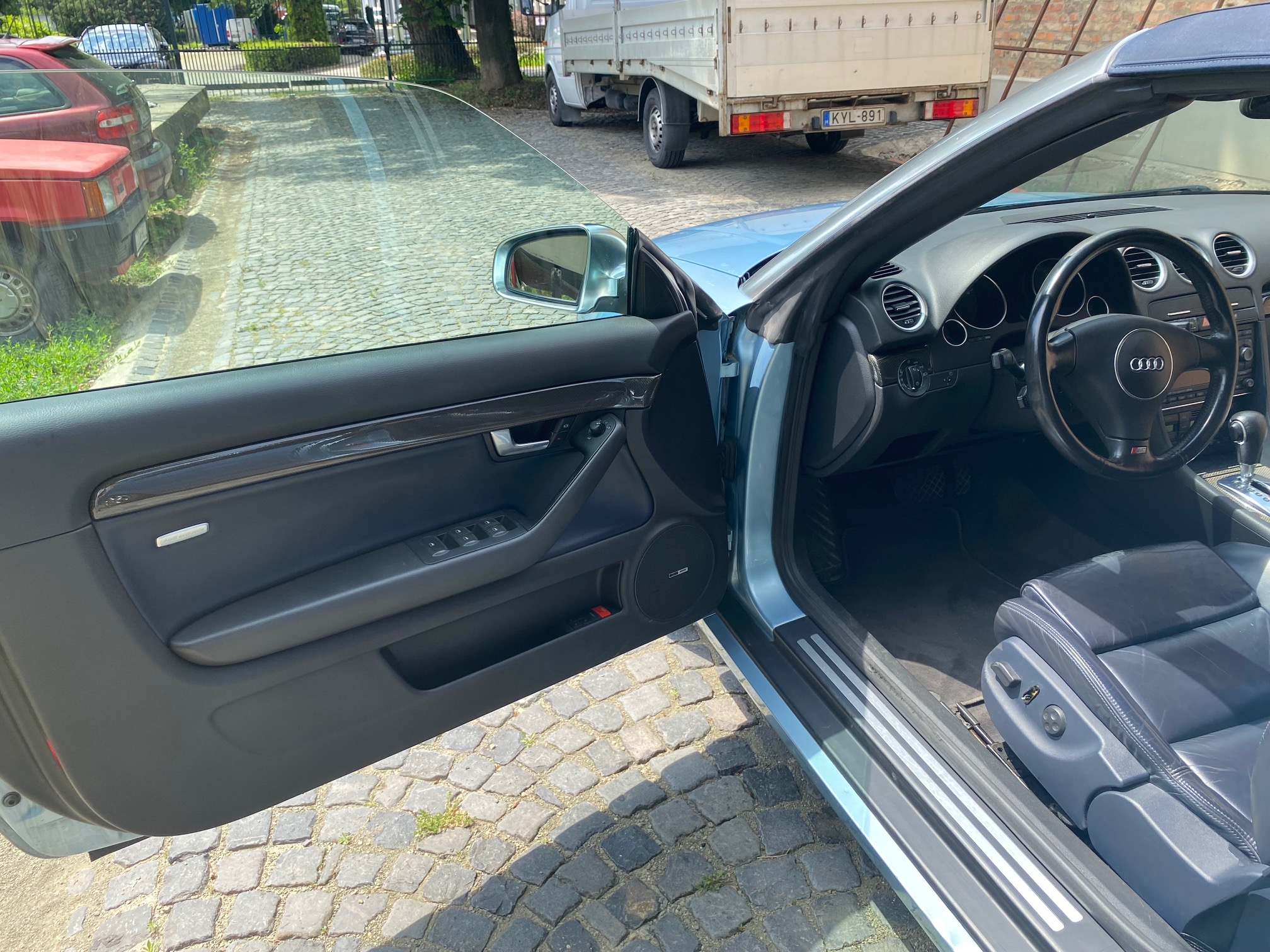 Audi S4 4.2 V8 quattro
