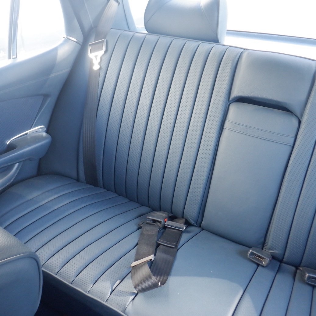 Mercedes Benz W116 450SEL 6.9