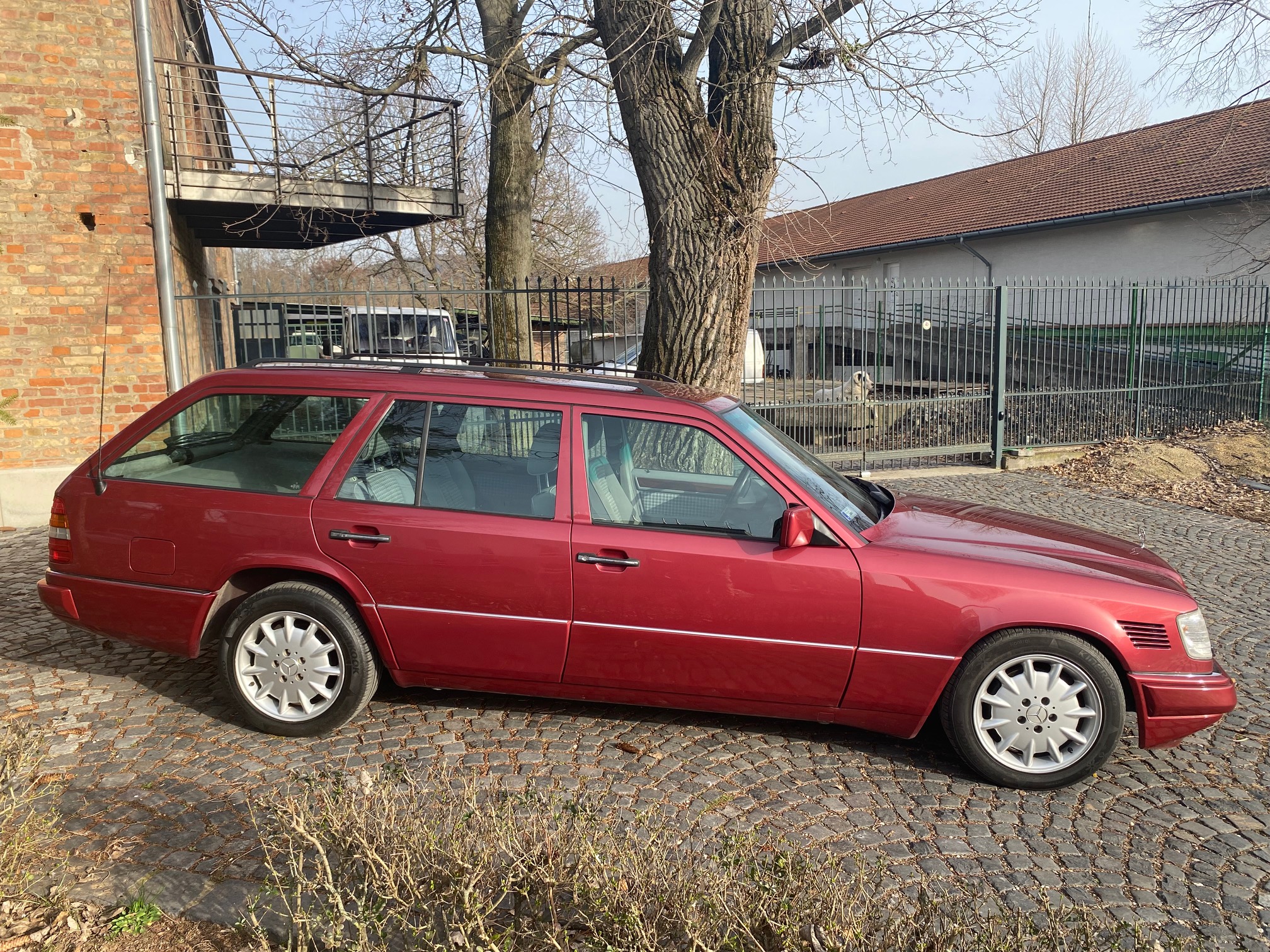 Mercedes Benz W124 300D