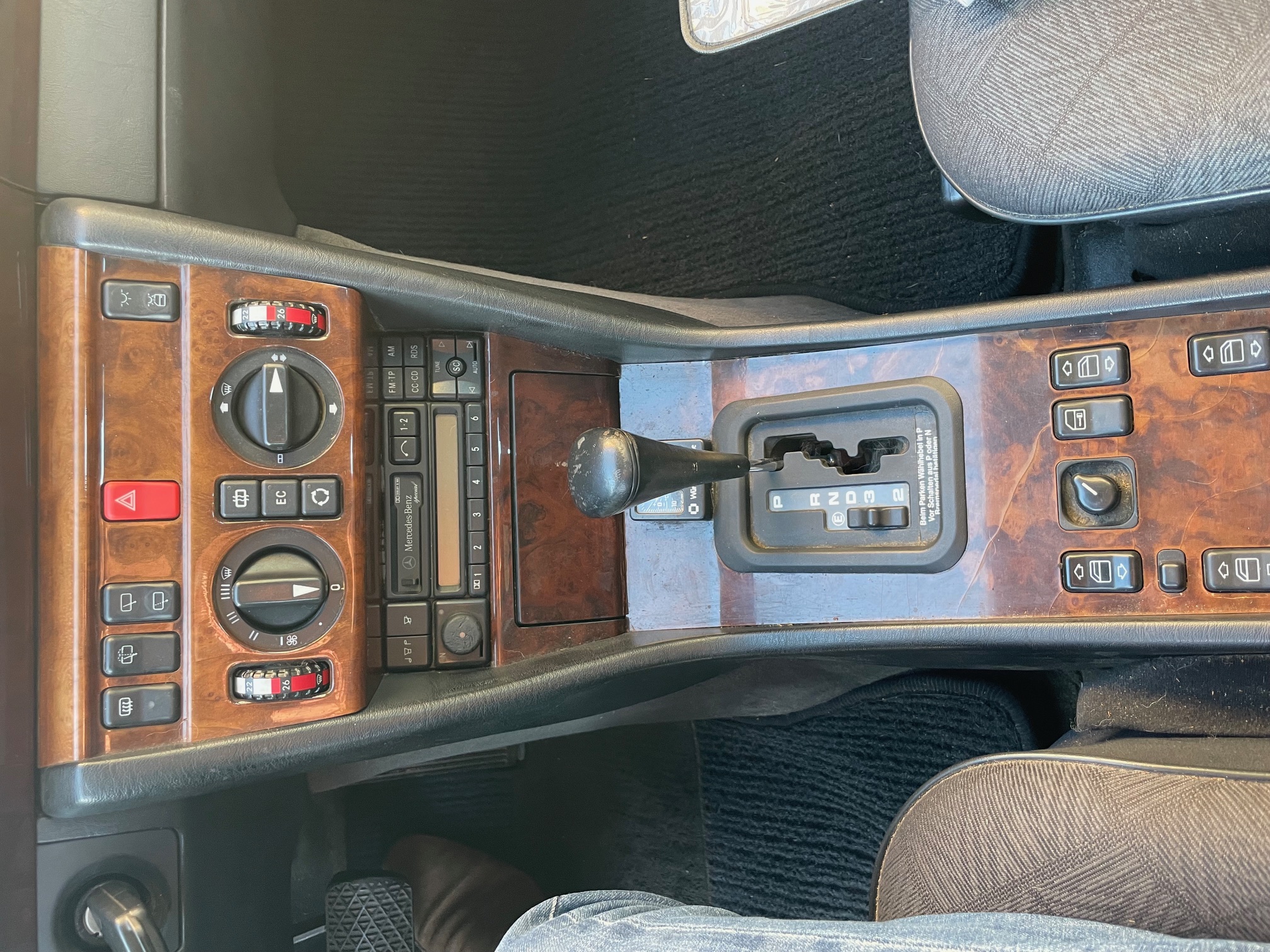 Mercedes Benz W124 E220 T